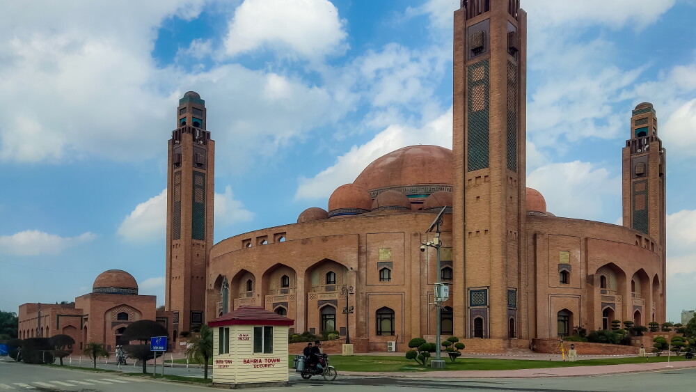 The Grand Jamia Mosque in Lahore, Pakistan, where Tahir Mehmood Ashrafi leads prayers and gives addresses.
