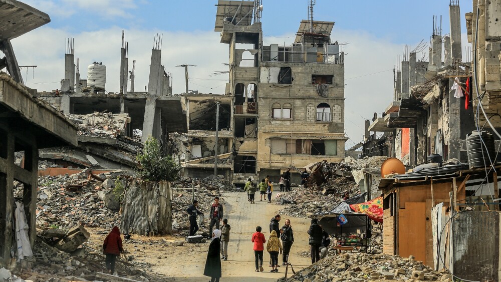 Palestinians return to their homes in Khan Younis in the southern Gaza Strip, on February 11, 2025.