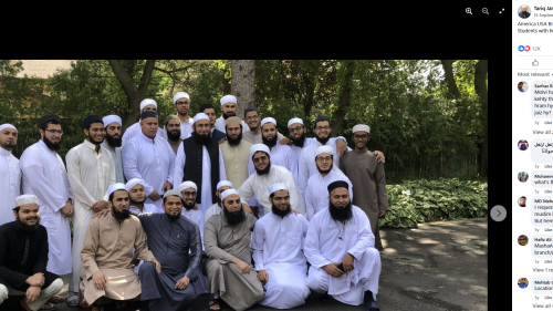 Al-Hussnain Seminary students from Indiana with radical Pakistani cleric and Tablighi Jamaat leader Tariq Jamil
