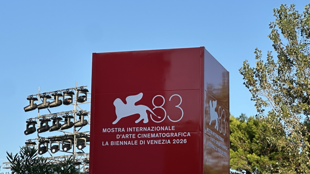 Perhaps the IDF Unit “otto duecento” (eight two hundred) also saved the lives of a few celebrities in tuxedos who took part in the 25-minute round of applause for Naza at the Venice Film Festival, held earlier this month at the Lido di Venezia. Image: the emblem on the Lido of the 83rd Venice Film.